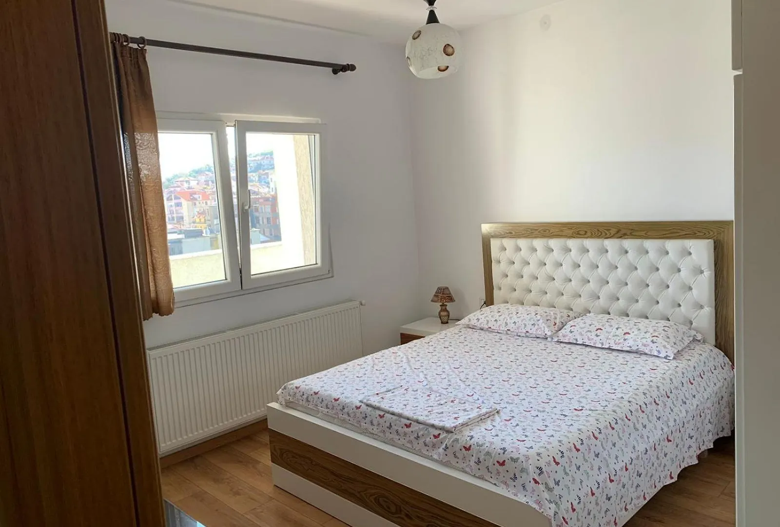 Pere'S Holiday Apartament Pogradec Apartment